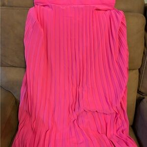 Pink pleated ankle length skirt, medium